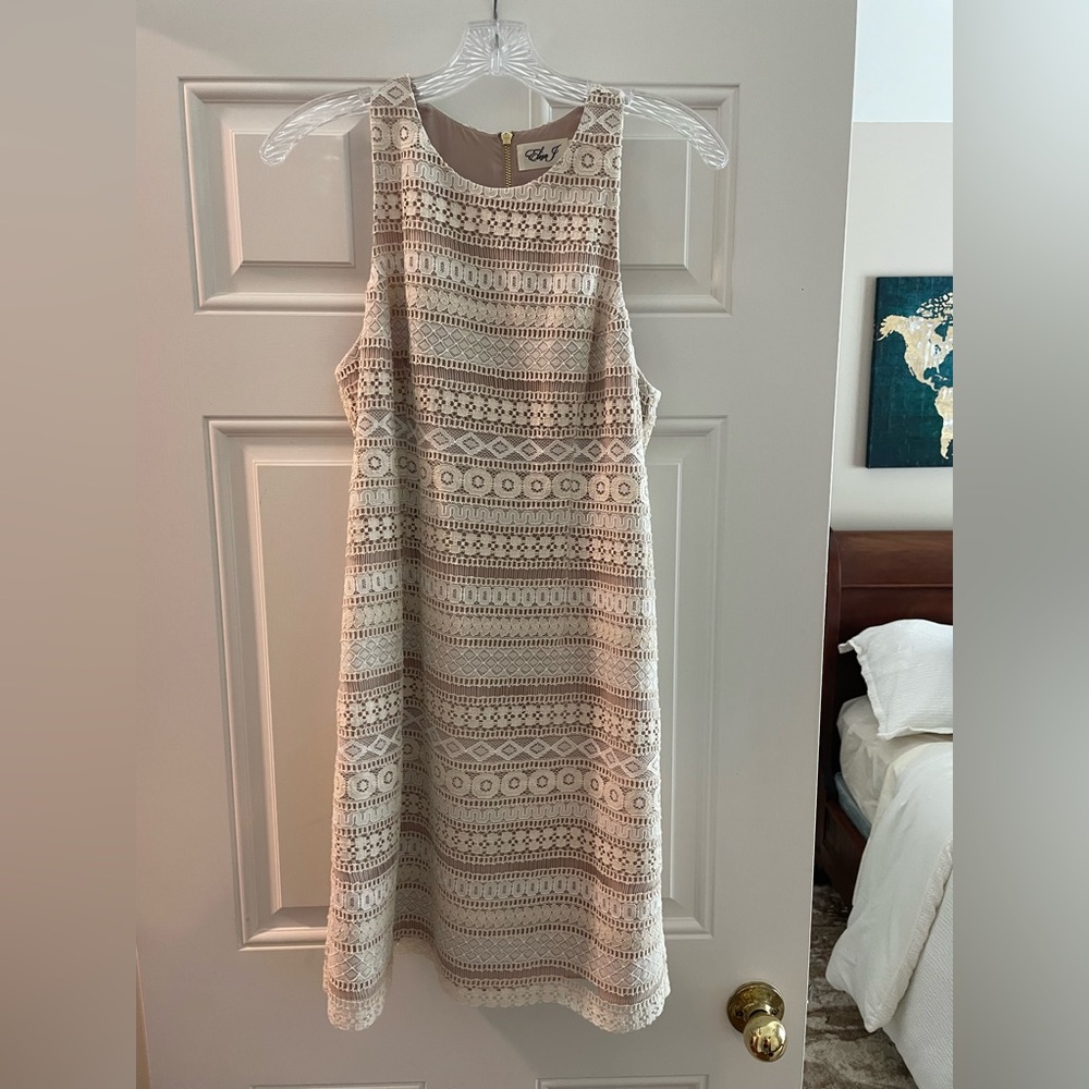 Women’s Dress- Size 6